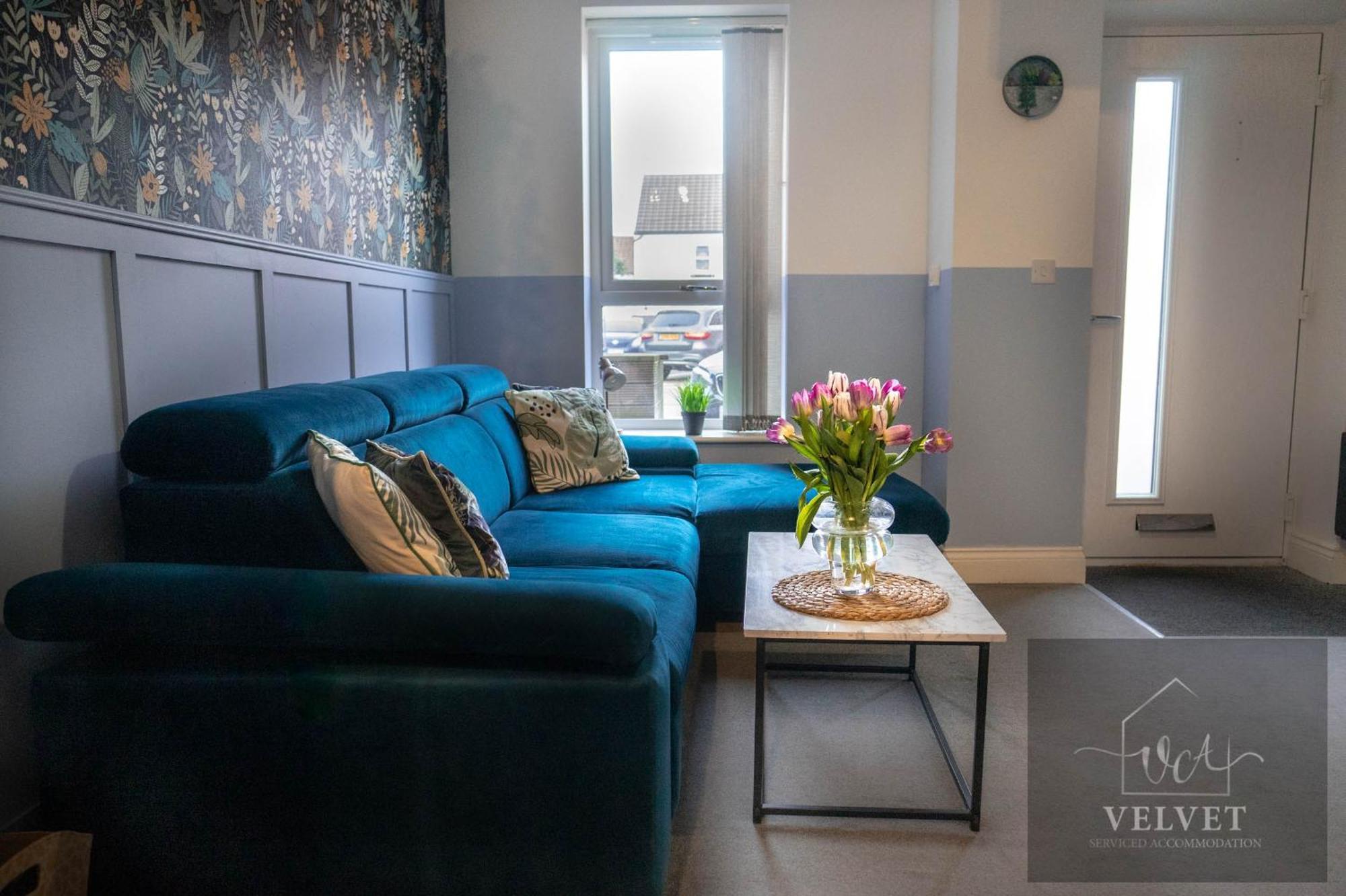 1 Bed House At Velvet Serviced Accommodation Swansea With Free Parking & Wifi - Sa1 Esterno foto